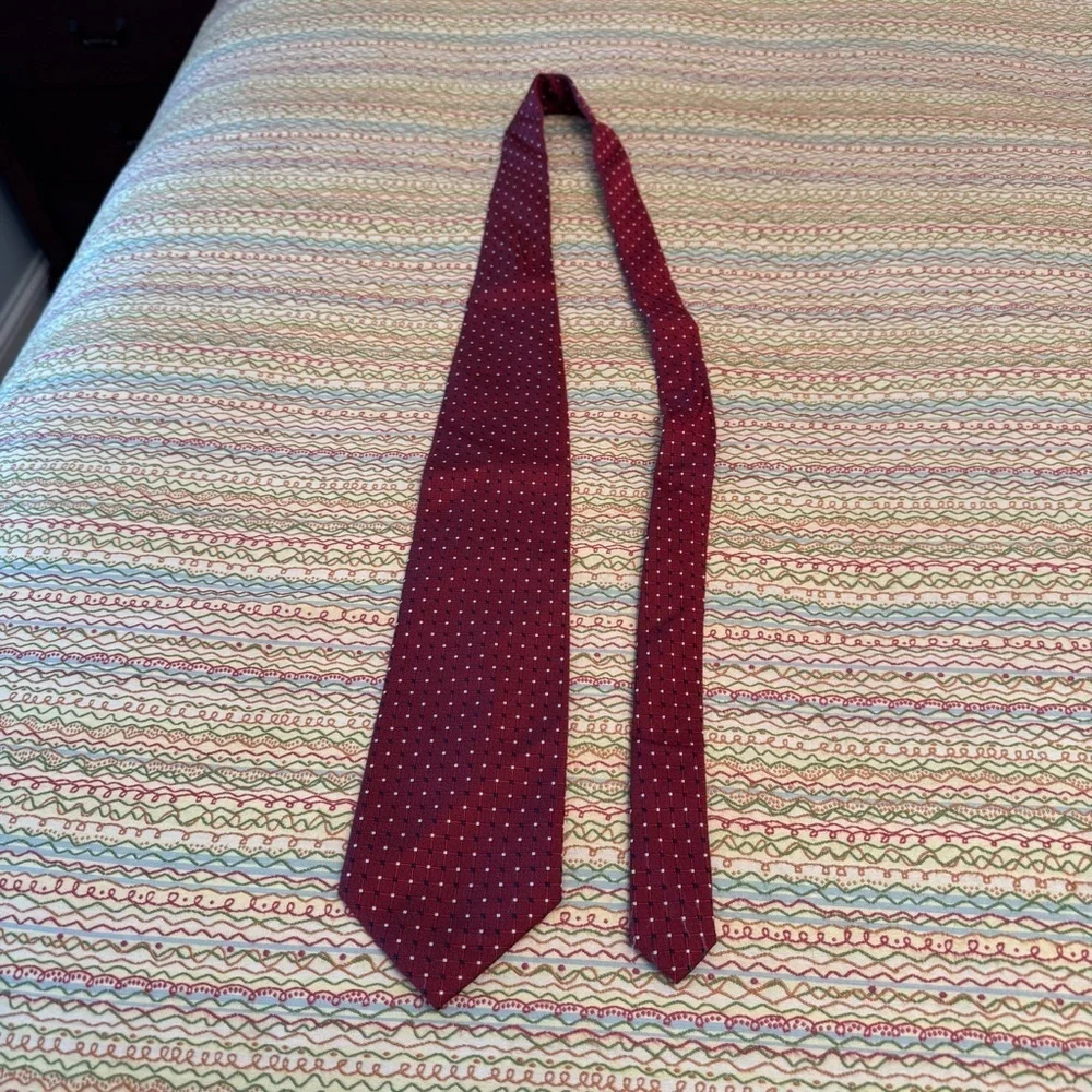 Traveler Collection Dots and Squares Tie Classic Burgundy Polka Dot 100% silk